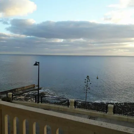 Excellent Views 2-bed In Gozo Apartment *
