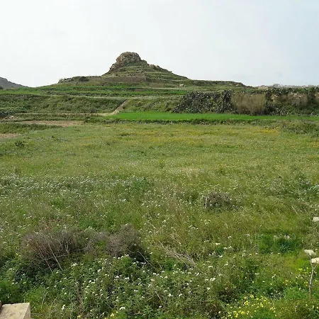 Excellent Views 2-bed In Gozo * Marsalforn